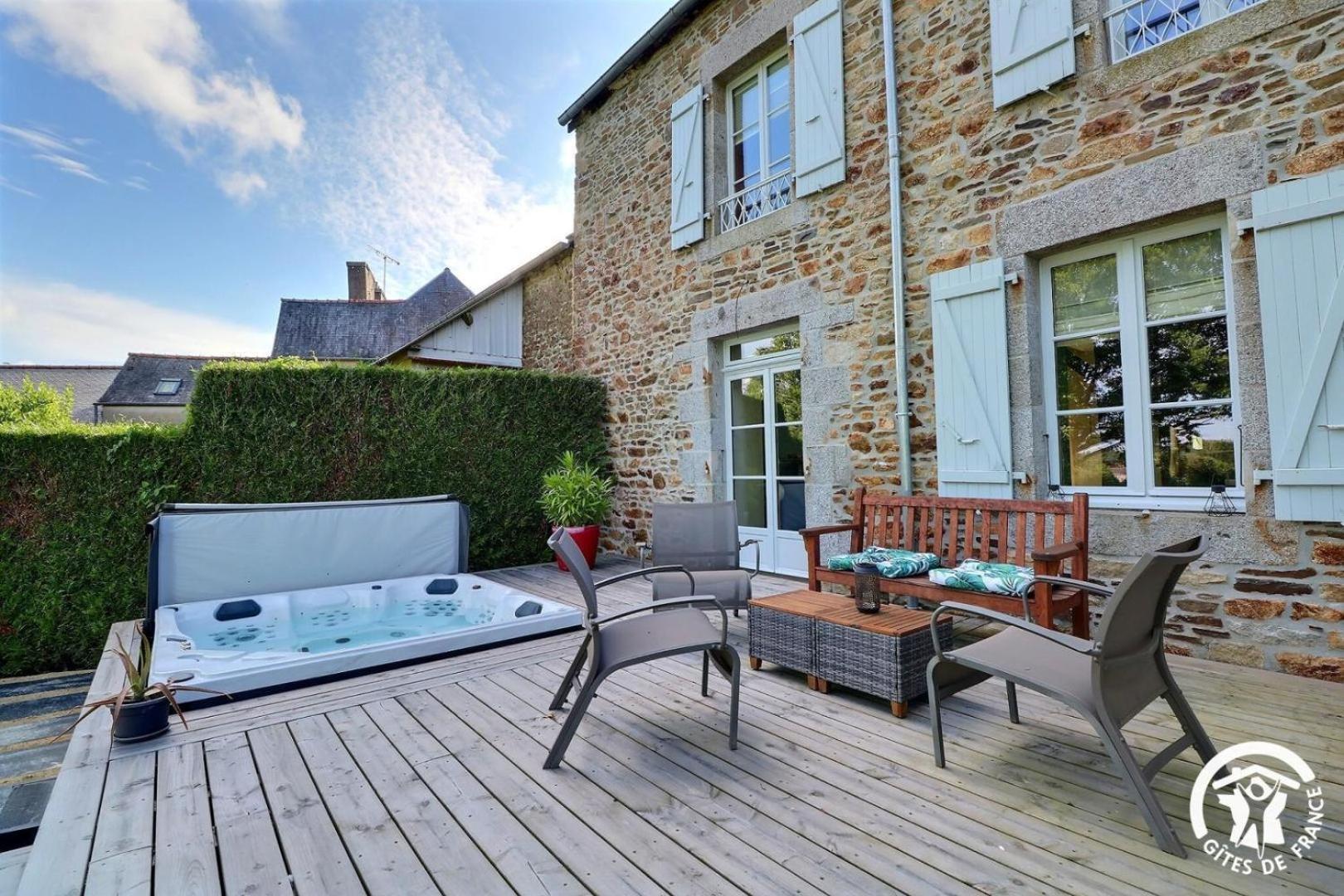 Le Jardin De Quercus Bed & Breakfast Bazouges-la-Pérouse Exterior foto